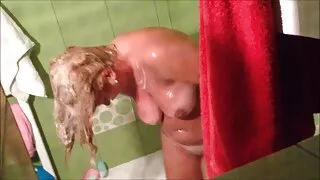 Ežiukai organizuoja lesbiečių seksą vienas su kitu.