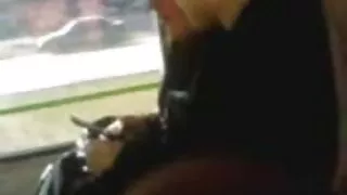 Nurodo, kad Monroe miegojo su savo draugo broliu.