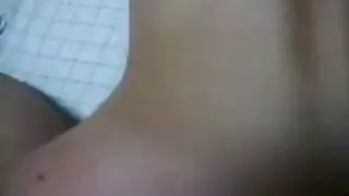 Cutie iš Voronežas grojimas pūlingas miške.