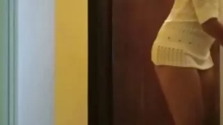 Sodininkas fucks nimfa miego.