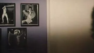 Indica Monroe pirštais Kojų Sušikti Ir Pūlingas Sušikti.