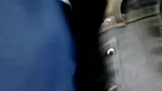 Ji atkreipė dėmesį į pūlingą ant masažo.