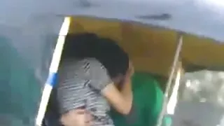 Moksleivės laižyti mokytojo pūlingas.