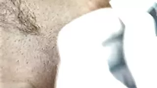 Sutuoktinis fuck žmona ir jos draugas.
